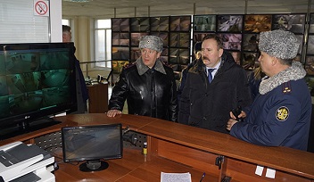 Директор ФСИН России Александр Калашников посетил Красноярские пенитенциарные учреждения